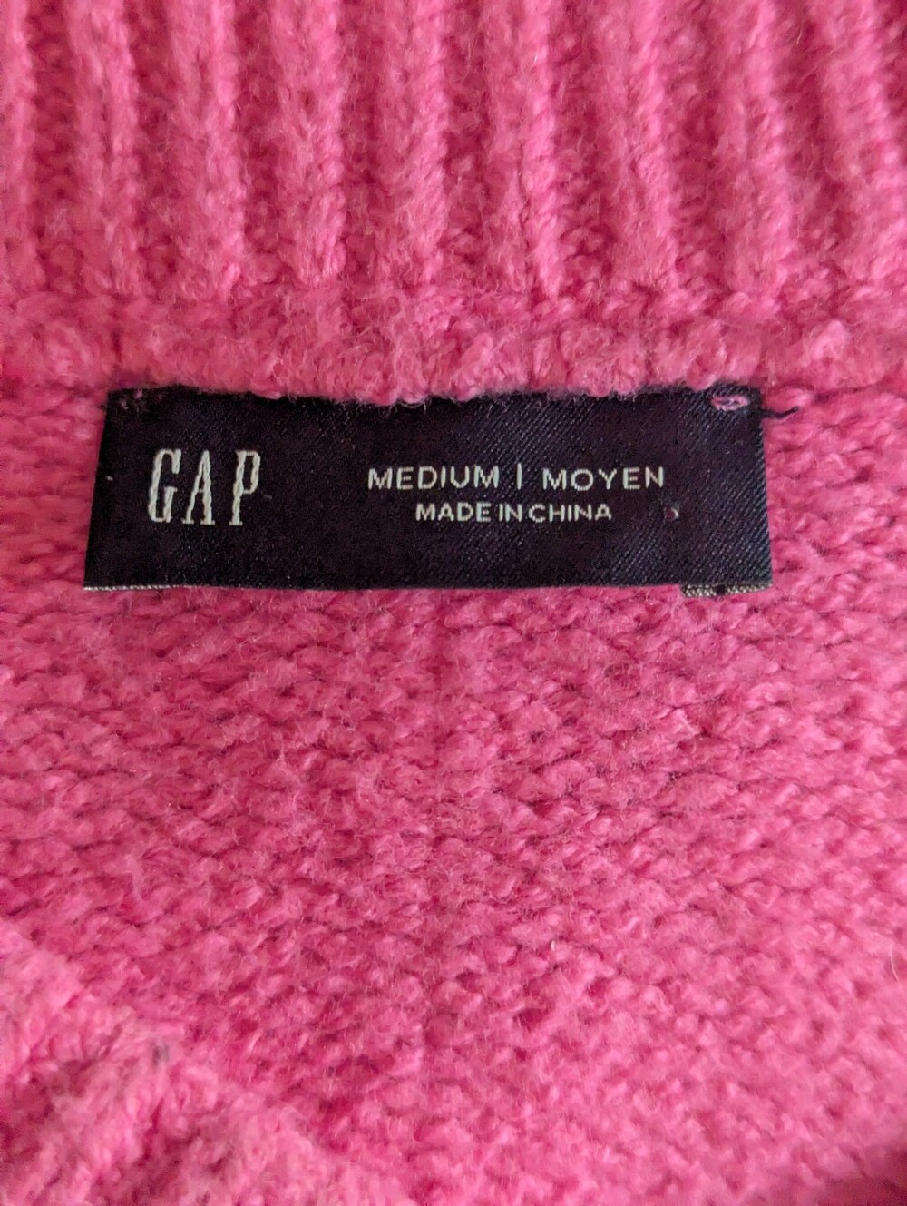 GAP Women's V-Neck Boxy Sweater - Bright Pink - Picture 5 of 6